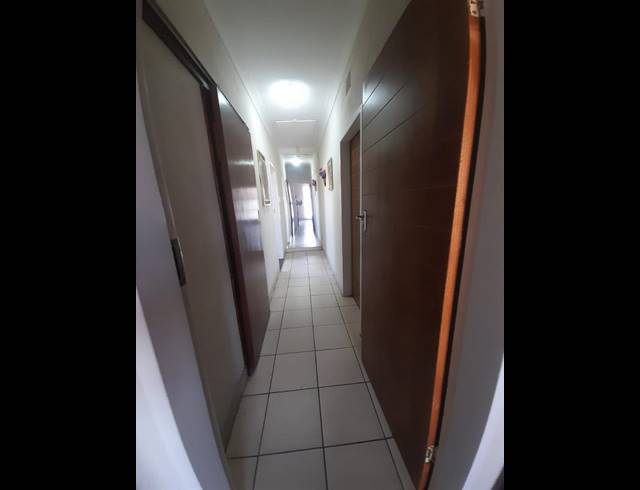 2 BEDROOM PROPERTY TO RENT IN SOUTH CREST